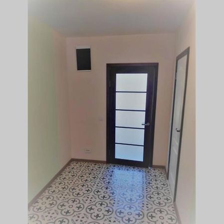 Dzivoklis Gimenei 100 Metri No Juras Apartment Jurmala Exterior photo